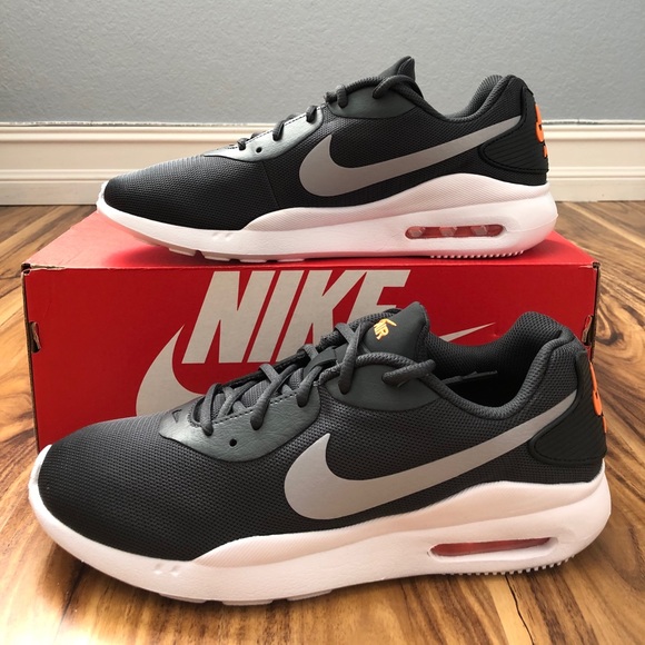 Nike Other - Nike Black and White Air Max Oketa